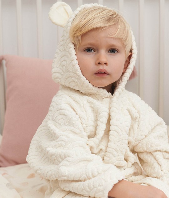 HOODED BATHROBE W/ EARS (OFF-WHITE)