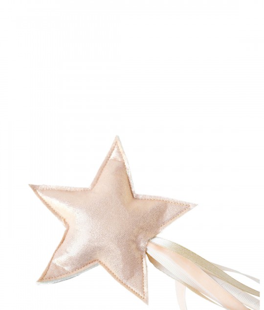 Festive Wand Ariana (first kiss)