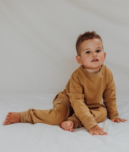 ORGANIC PULLOVER & Jogger. ANTIQUE BRASS