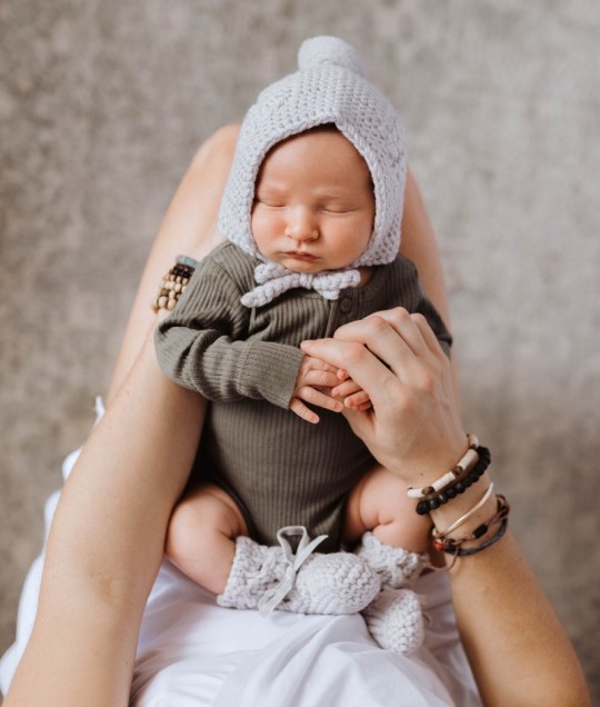 Grey Merino Wool Bonnet & Booties