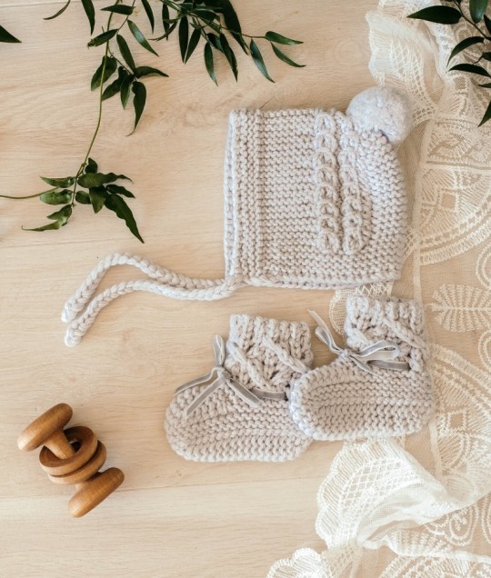 Grey Merino Wool Bonnet & Booties