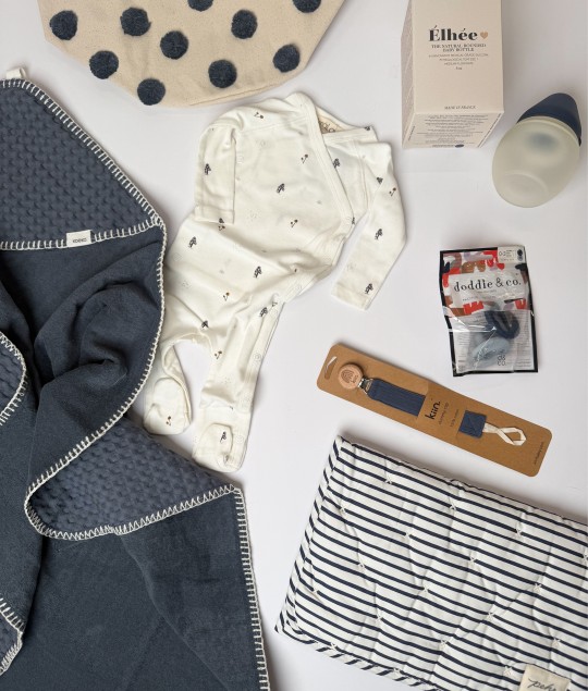 Midnight Wonders Gift Basket