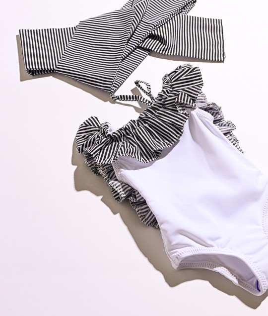Crossed-Back stripped Swimsuit- white