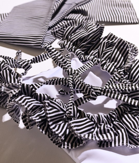 Crossed-Back stripped Swimsuit- white
