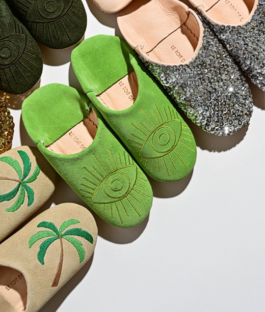 Pistachio Embroidery Eyes Slippers