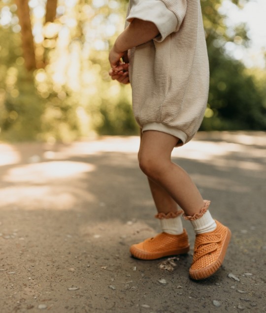 CHILDREN'S PLAY SHOES - SHELL