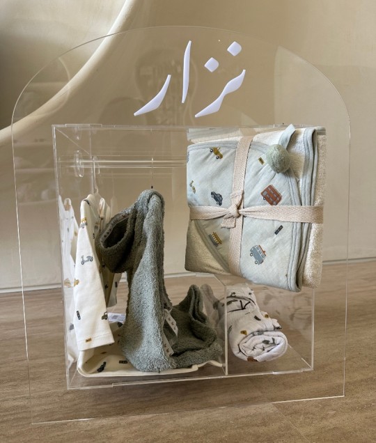 Acrylic Cabinet + Clothing (Racing Cars)