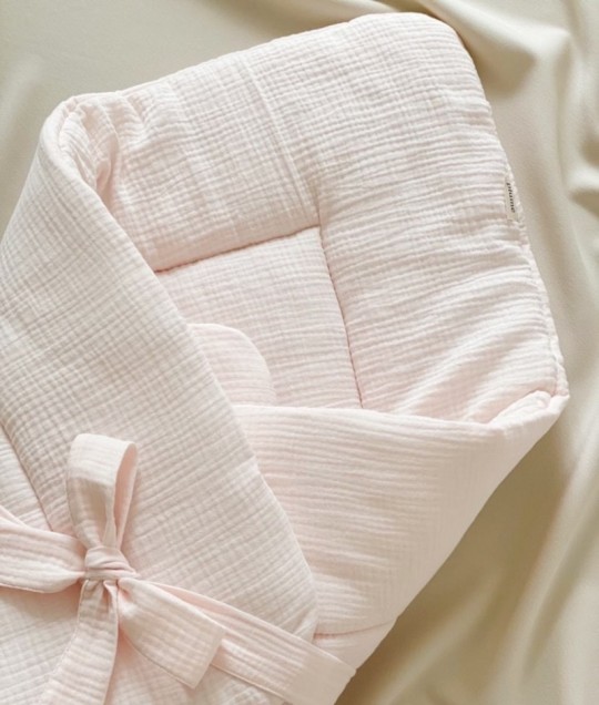 Muslin Baby Wrap with bow - Frosty Pink