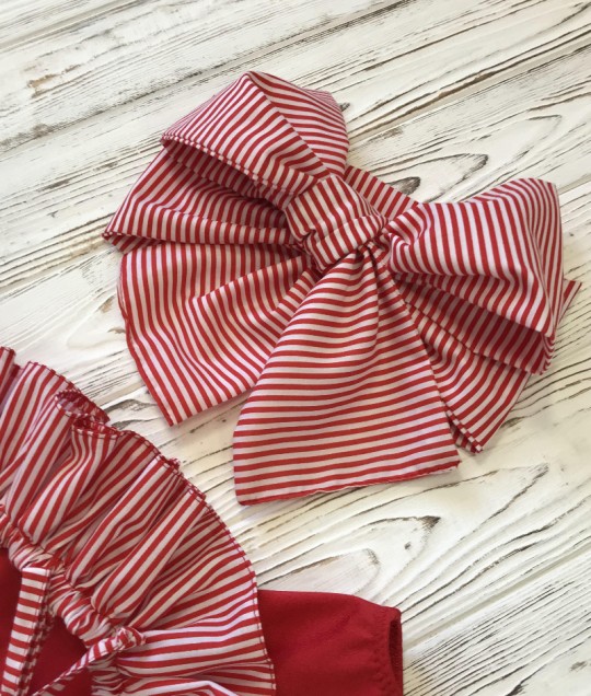 Crossed-Back Stripped Swimsuit - Red