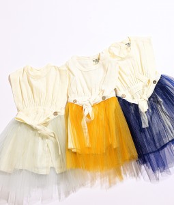 Blossom Delight - Cream/Navy