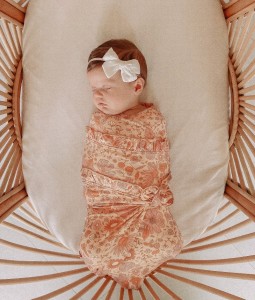 WILDFLOWER BAMBOO STRETCH SWADDLE