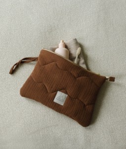 Clutch -- Brown