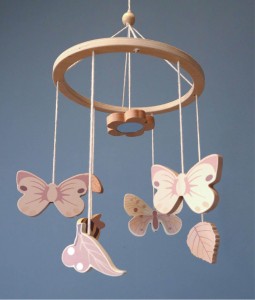 WOODEN COT MOBILE, FSC 100 % - BUTTERFLIES