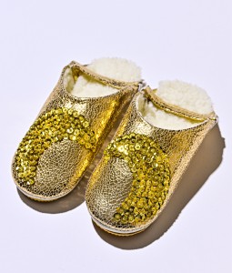 Shattered Gold Fur Gold Moon